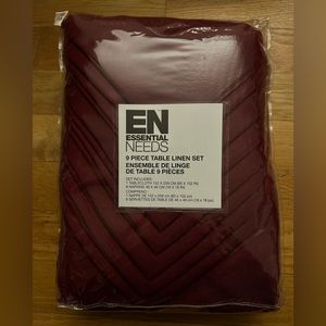 NEW - 9 PIECE TABLE LINEN SET